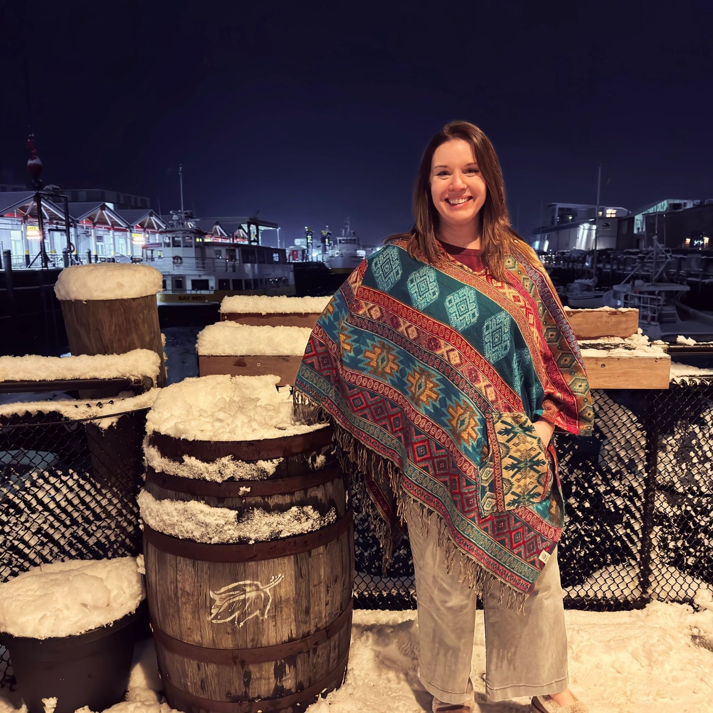 Darn Good Yarn: Nanda Hooded Poncho, Clothing and Accessories