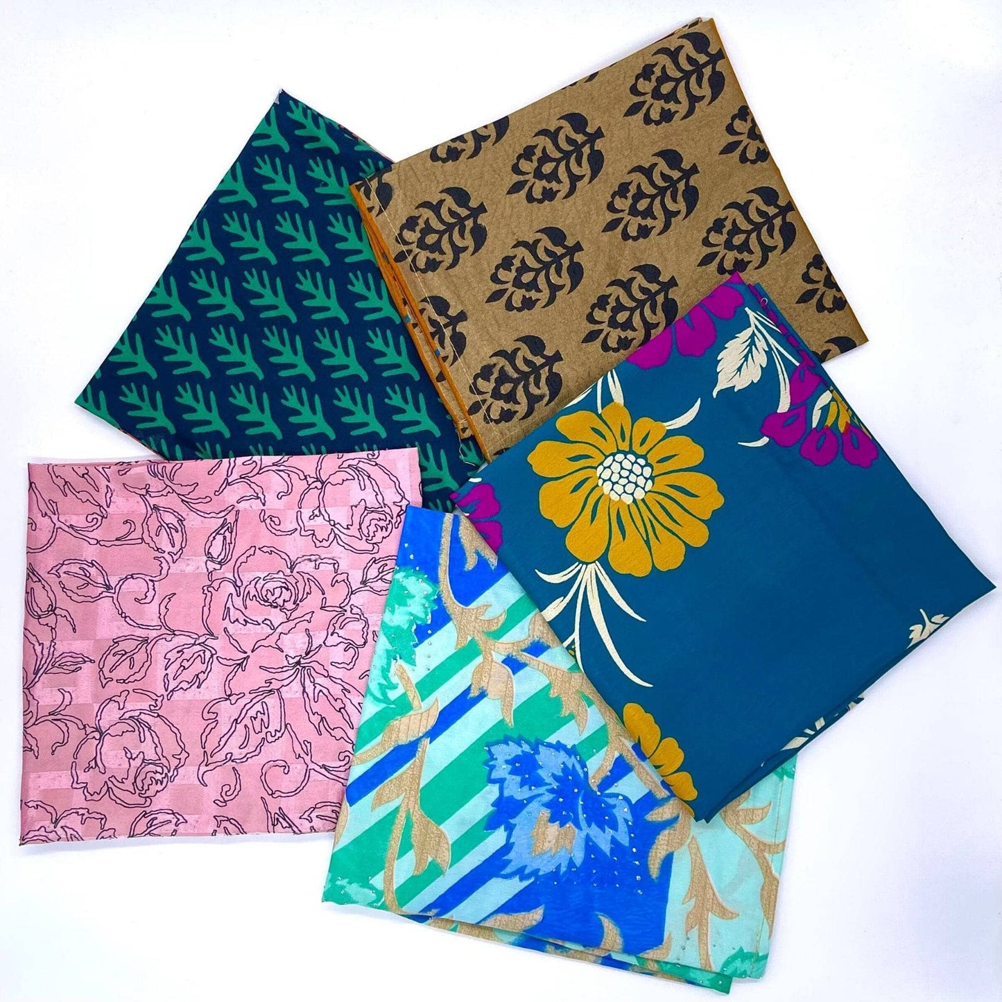 EcoFriendly Reusable Gift Wrap- 5 pack